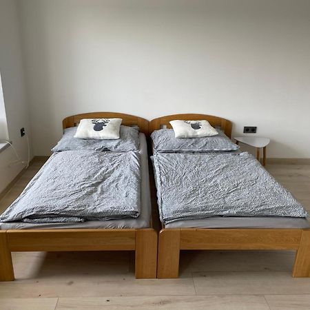 Soukromy Pokoj S Kuchyni A Koupelnou V Radovce Nove Mesto na Morave Exterior photo